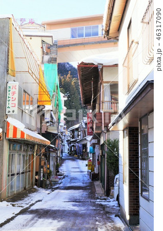 四万温泉の温泉街（落合通り） 46317090