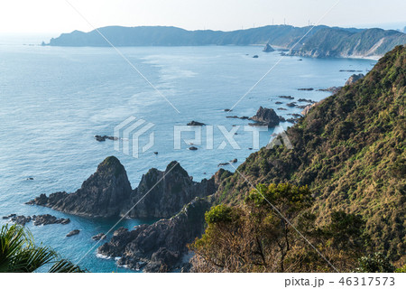 東シナ海の海岸線に野間岬を望む 東シナ海の海岸線に野間岬を望む 46317573