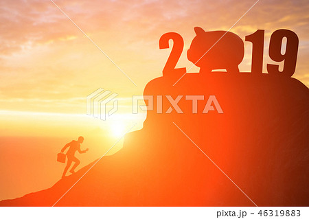 silhouette businessman go to 2019 silhouette businessman go to 2019 46319883