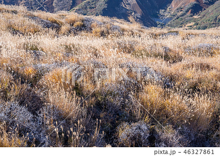 火山 火口 日本 46327861