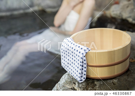 温泉イメージ 温泉旅行 女性入浴シーン 温泉イメージ 温泉旅行 女性入浴シーン 46330867