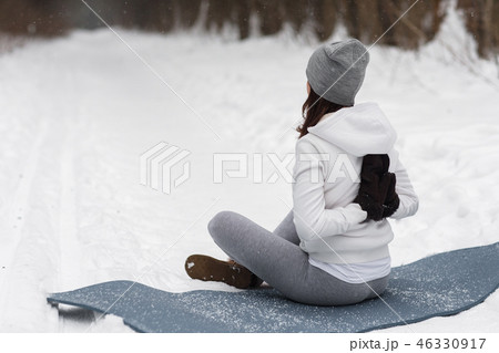 Winter yoga session in beautiful place Winter yoga session in beautiful place 46330917