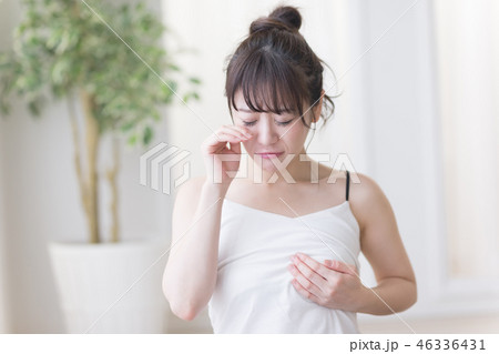 セルフチェック・女性 セルフチェック・女性 46336431