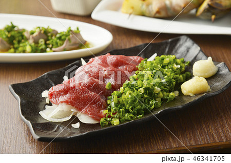 馬刺し 馬刺し 46341705