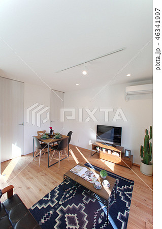 リビング 46341997