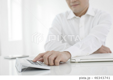 男 男性 男の子 46343741