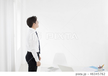 男 男性 男の子 46345762