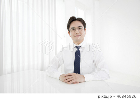 男 男性 男の子 46345926