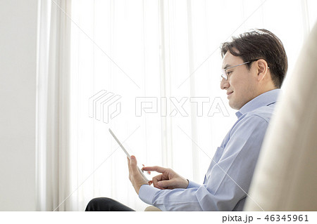 男 男性 男の子 46345961