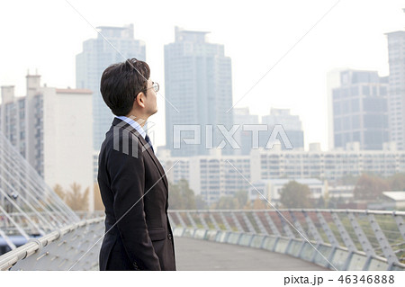 男 男性 男の子 46346888