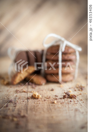 Various shortbread, oat cookies, chocolate chip biscuit. Various shortbread, oat cookies, chocolate chip biscuit. 46353406