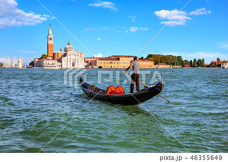 A gondolier in Venice going to San Giorgio Maggiore island, Ital 46355649