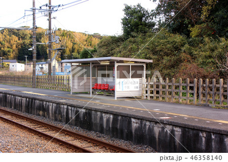 内房線九重駅のホーム（3） 46358140