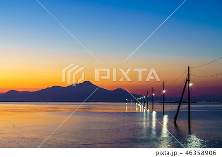 長部田海床路の日没後 【熊本県宇土市】 長部田海床路の日没後 【熊本県宇土市】 46358906