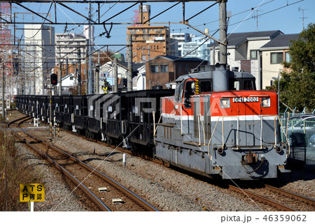 東海道貨物支線を走るDE112002セメント貨物列車 46359062