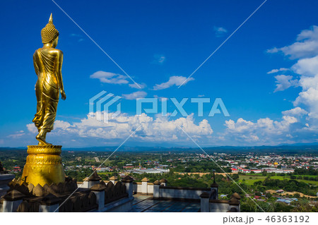 Great Golden Buddha statue "Wat Phra That Kao Noi" 46363192