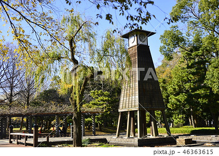 レトロな時計台 レトロな時計台 46363615