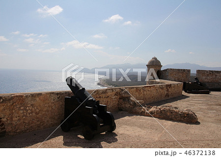 サン・ペドロ・デ・ラ・ロカ城と大砲 サン・ペドロ・デ・ラ・ロカ城と大砲 46372138