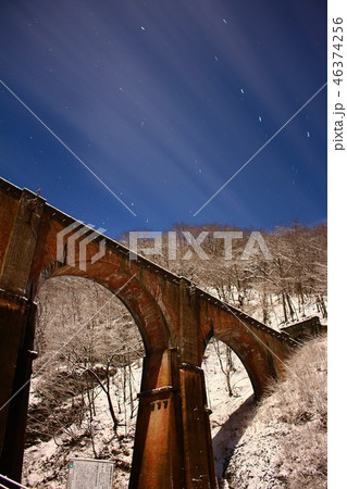 冬の夜の碓氷第三橋梁 冬の夜の碓氷第三橋梁 46374256