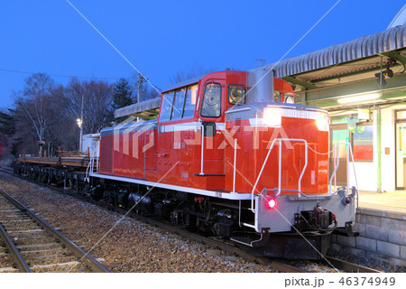 小海線野辺山駅 夜明け 野辺山工臨(DD16形レール輸送)/長野県(南牧村) 46374949