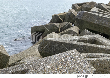 テトラポッド　三角形 46385270