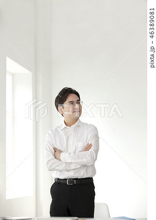 男 男性 男の子 46389081