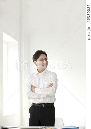 男 男性 男の子 46389082