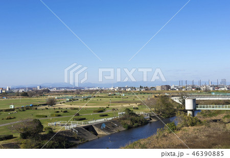 多摩川河川敷の風景 46390885