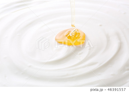 ヨーグルトとハチミツ 46391557