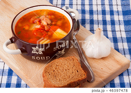 bean soup in a bowl 46397478
