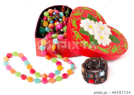 box the shape of a heart for Valentine's Day 46397734