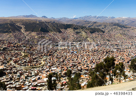 La Paz view from El Alto,Bolivia La Paz view from El Alto,Bolivia 46398435