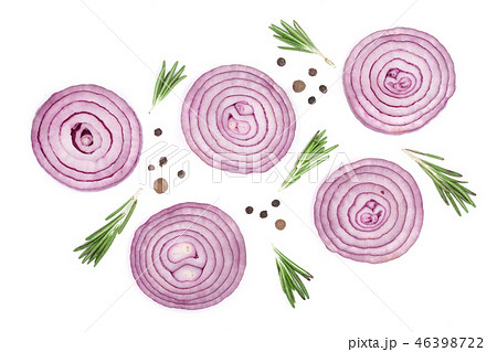 Sliced red onion rings with rosemary and peppercorns isolated on white background. Top view. Flat 46398722
