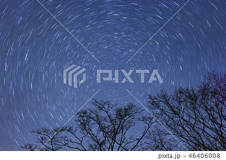星空　夜　日周運動 46406008