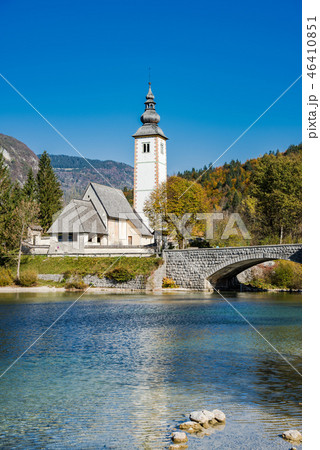 Church of St. John the Baptist and stone  46410851