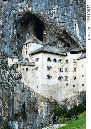 Famous Predjama castle in the mountain Famous Predjama castle in the mountain 46410856