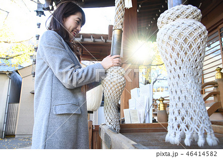 お参り 初詣 神社 お参り 初詣 神社 46414582