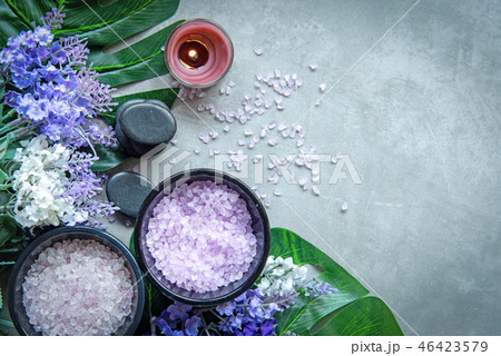 Lavender aromatherapy Spa with candle and rock Lavender aromatherapy Spa with candle and rock 46423579