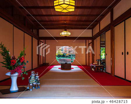 鎌倉 明月院 悟りの窓 鎌倉 明月院 悟りの窓 46428715