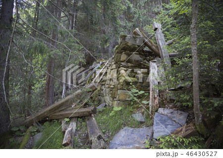 Old dilapidated barn (Champery, Switzerland) 46430527