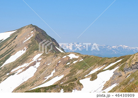 春の谷川岳登山 (天神尾根ルートよりオジカ沢の頭・苗場山を望む) 春の谷川岳登山 (天神尾根ルートよりオジカ沢の頭・苗場山を望む) 46430909