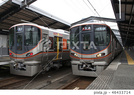 ［JR-O］大阪環状線323系電車（大阪市内環状運転） 46433714