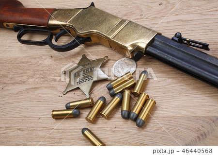 Wild west period repeating rifle with ammunition  46440568