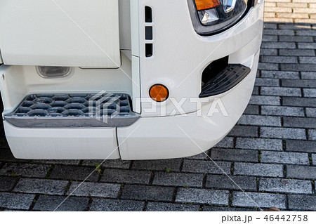 トラックの運転台ステップ 46442758