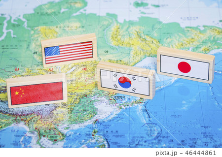 An emblem of Korea and Koreans concept, with national flag 'Taegukgi', national flower 'Rose of Sharon' and so on. 050 An emblem of Korea and Koreans concept, with national flag 'Taegukgi', national flower 'Rose of Sharon' and so on. 050 46444861