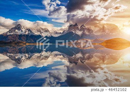 Majestic mountain landscape. National Park Torres del Paine, Chile. 46452102