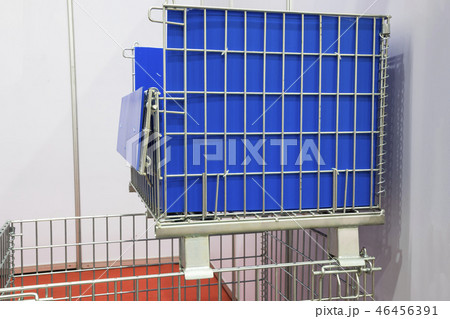wire mesh pallet 46456391