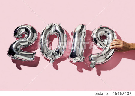 number 2019, as the new year 46462402