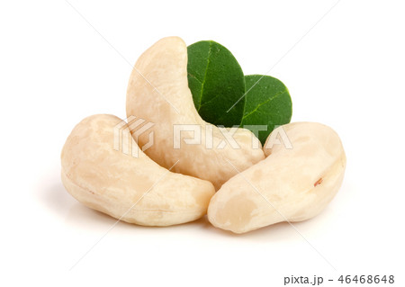 cashew nuts with leaf isolated on white background. macro 46468648