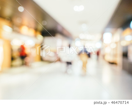 Abstract blur and defocused shopping mall of department store Abstract blur and defocused shopping mall of department store 46470714